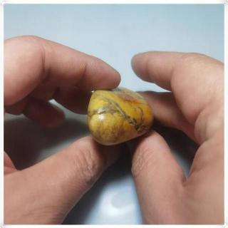 石仓和田玉鉴赏:火焰皮和田白玉手把